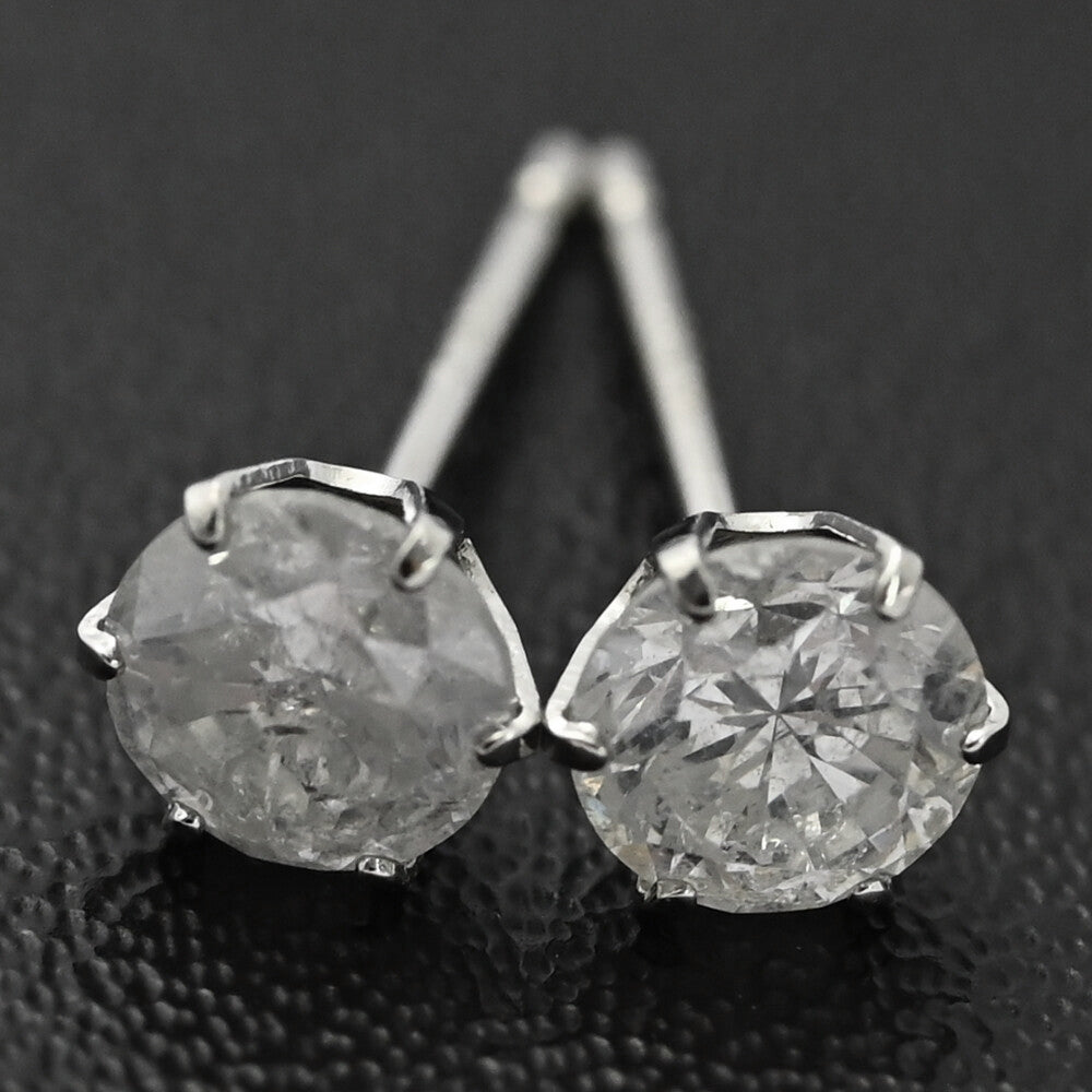 ダイヤモンド ピアス
