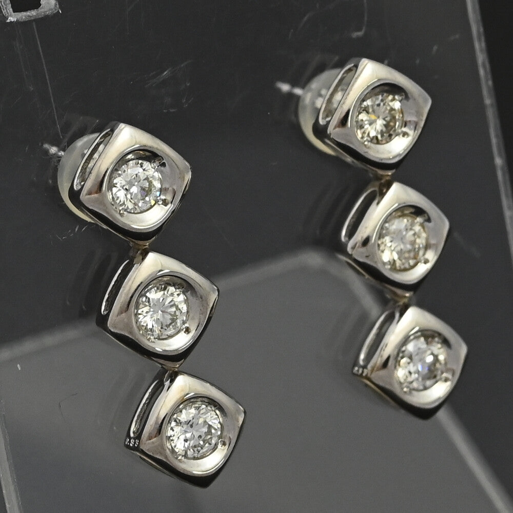 ダイヤモンド ピアス