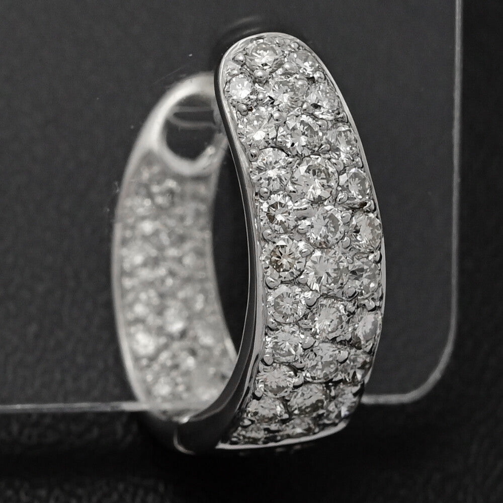 ダイヤモンド ピアス