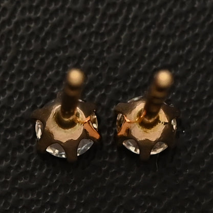ダイヤモンド ピアス