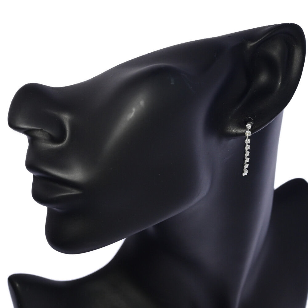 ダイヤモンド ピアス