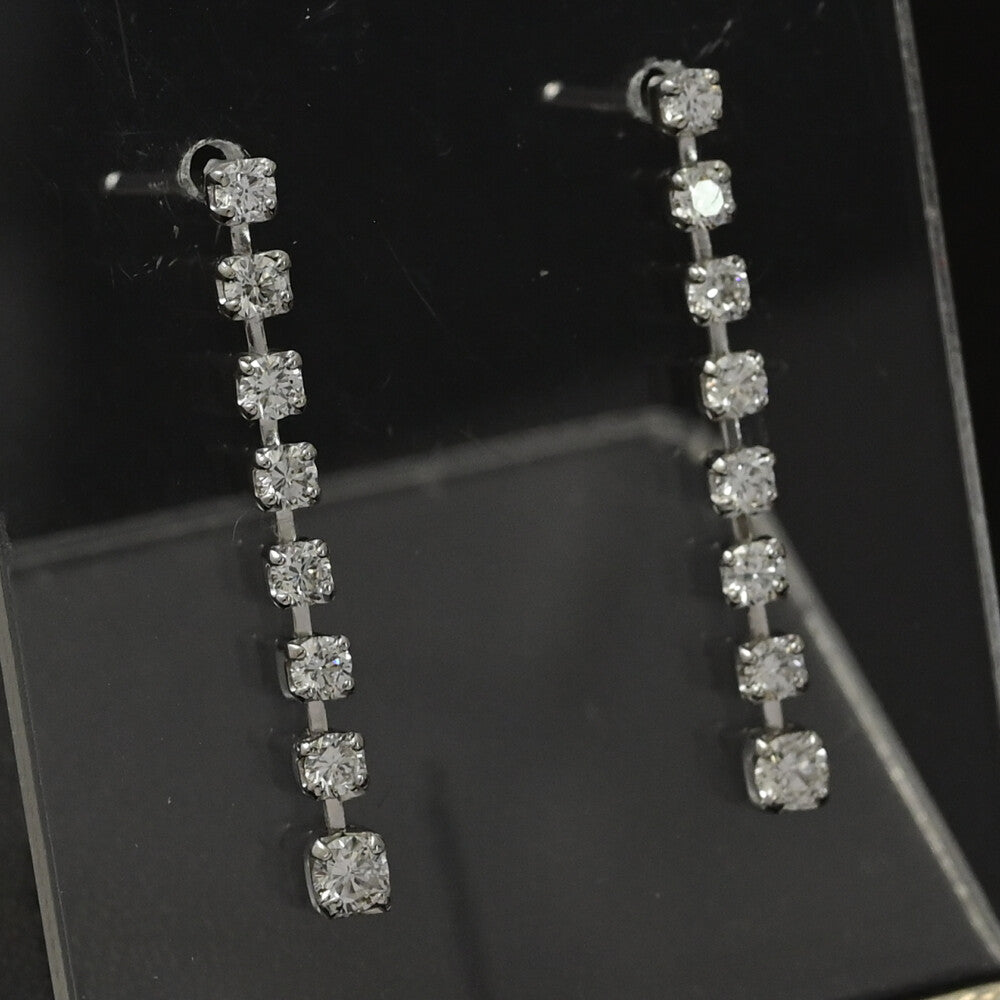 ダイヤモンド ピアス