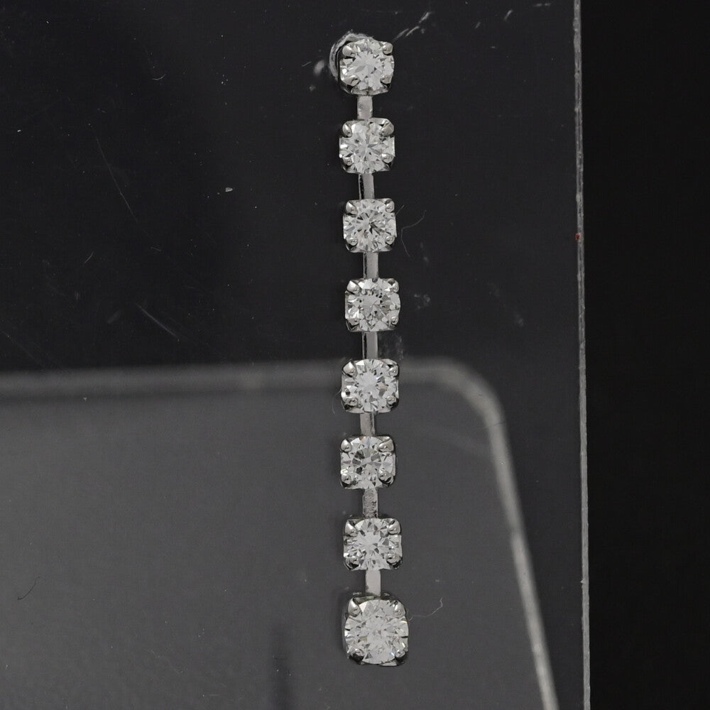 ダイヤモンド ピアス