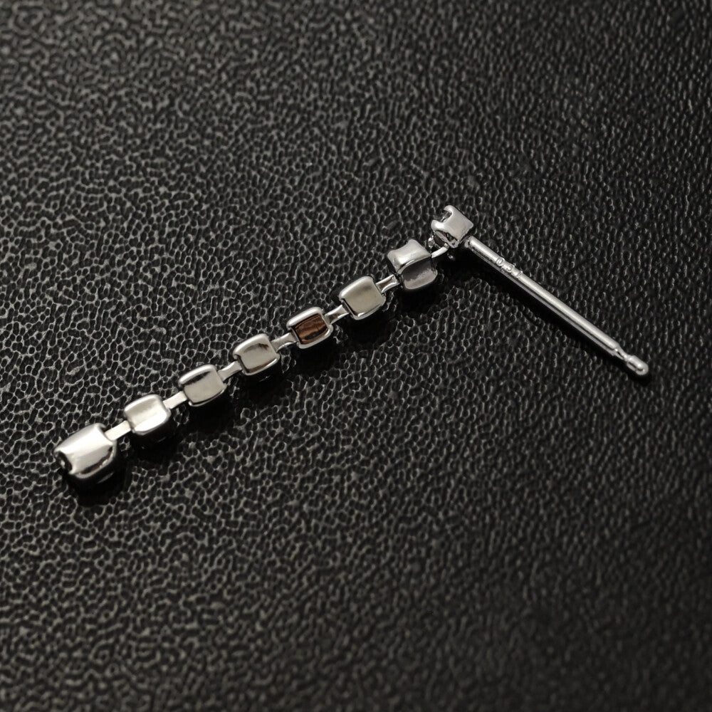 ダイヤモンド ピアス