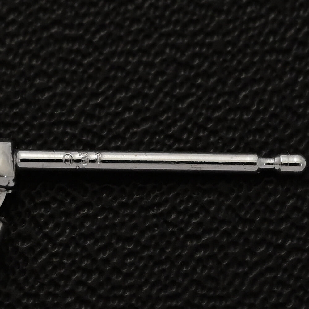 ダイヤモンド ピアス