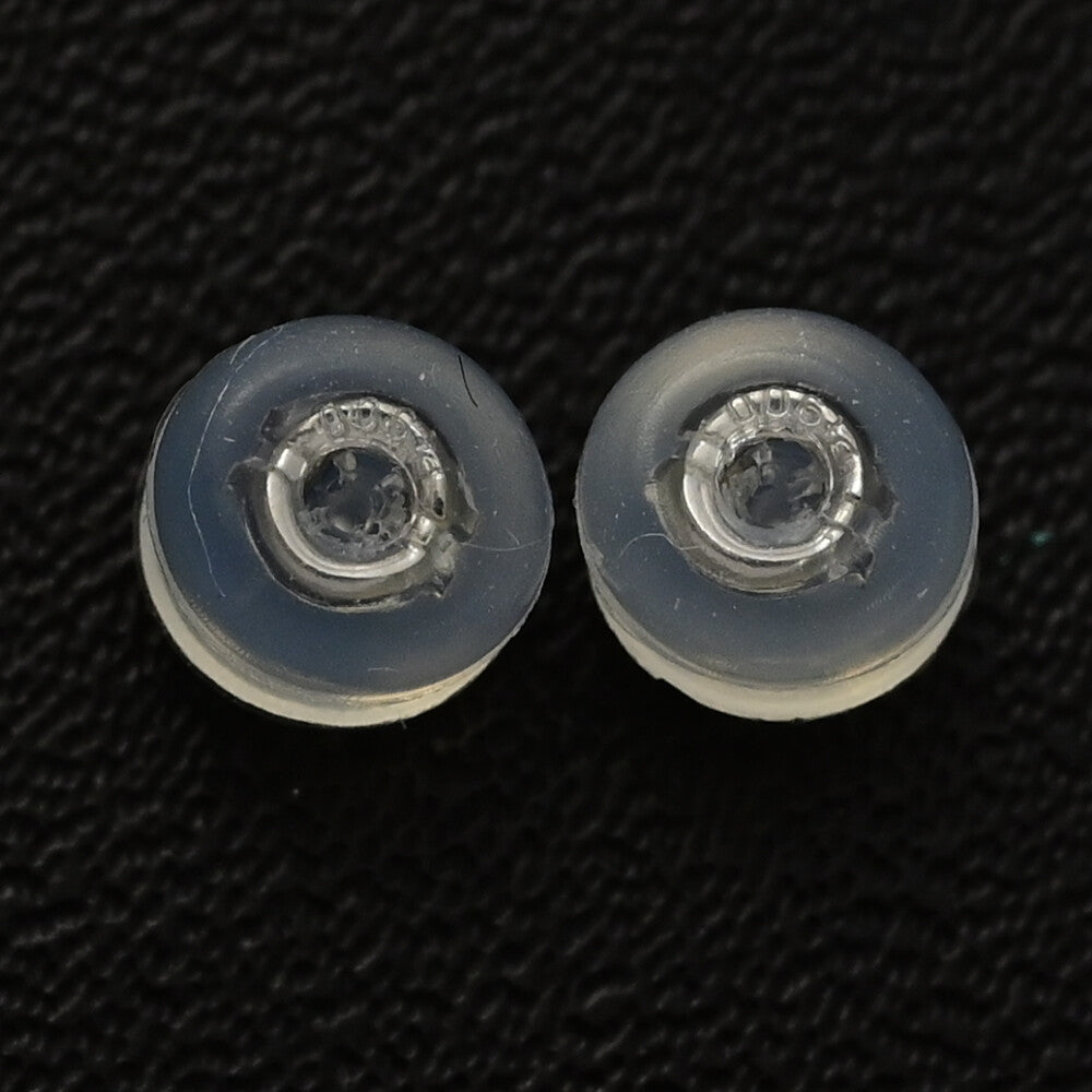 ダイヤモンド ピアス