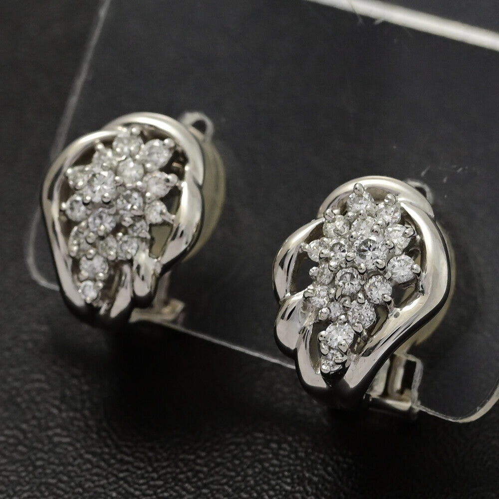 ダイヤモンド ピアス