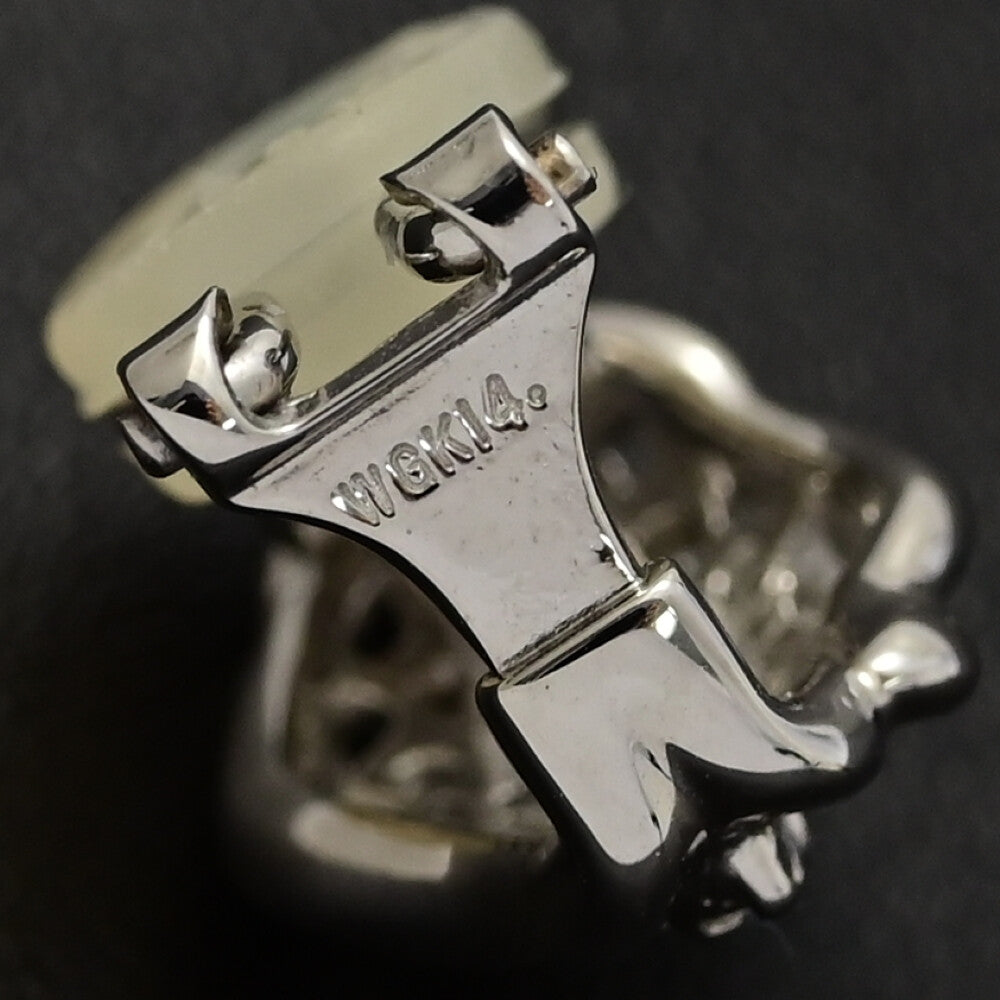 ダイヤモンド ピアス