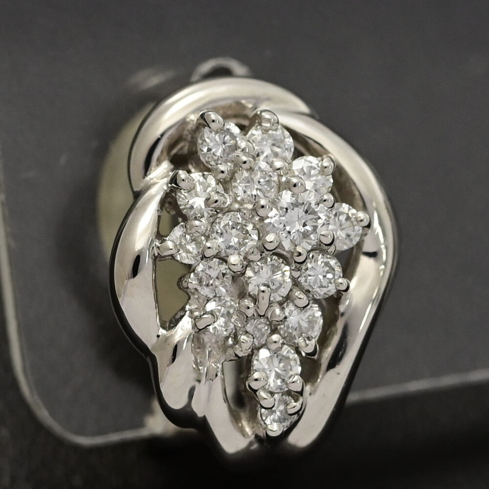 ダイヤモンド ピアス