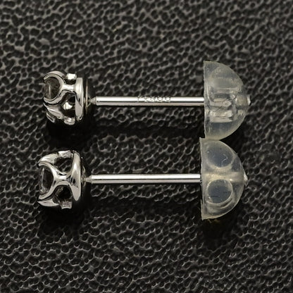 ダイヤモンド ピアス