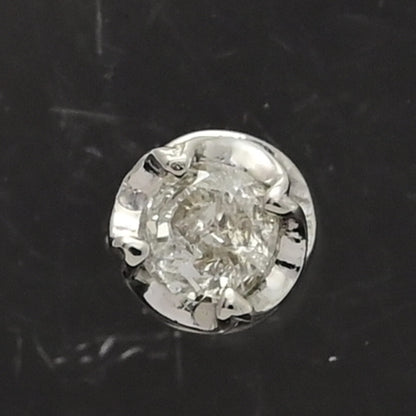 ダイヤモンド ピアス