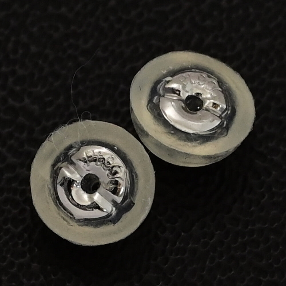 ダイヤモンド ピアス