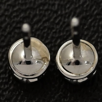 ダイヤモンド ピアス