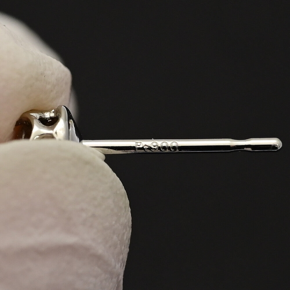 ダイヤモンド ピアス