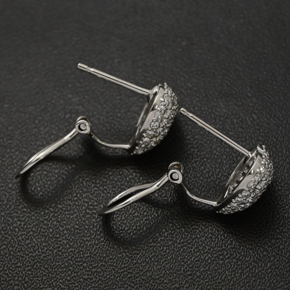 ダイヤモンド ピアス