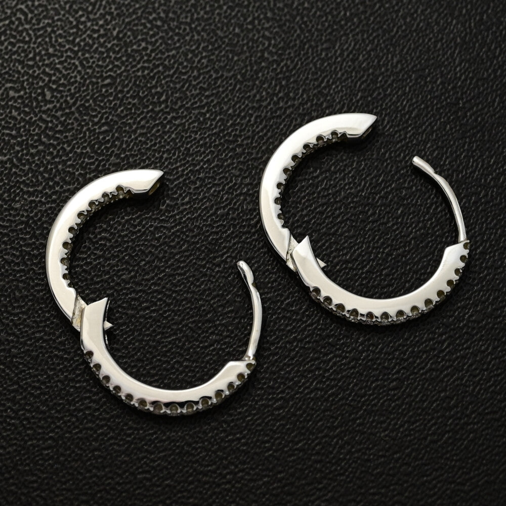 ダイヤモンド ピアス