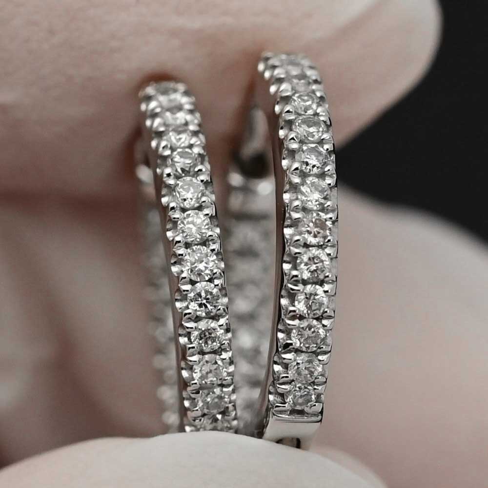 ダイヤモンド ピアス