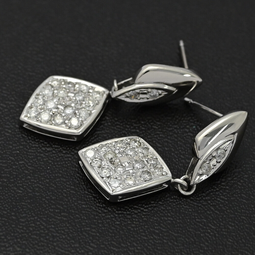 ダイヤモンド ピアス