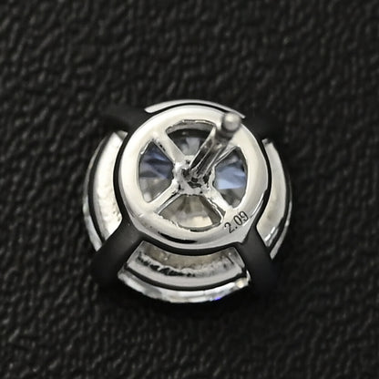 ダイヤモンド ピアス