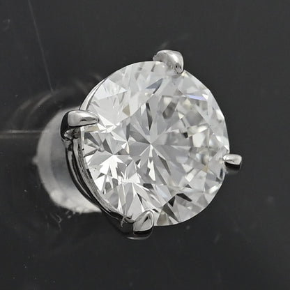 ダイヤモンド ピアス