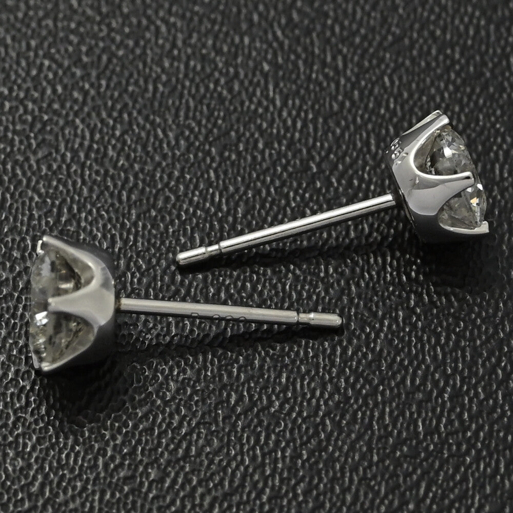 ダイヤモンド ピアス