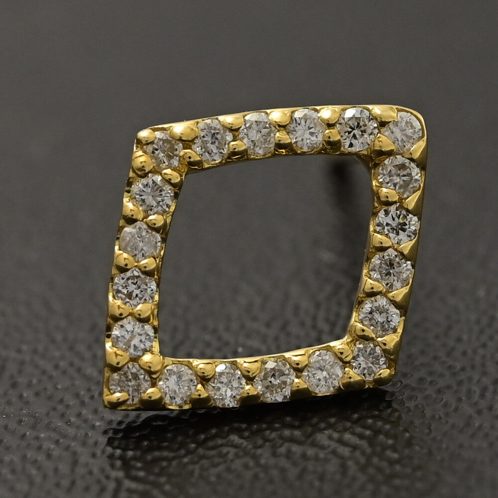 ダイヤモンド ピアス