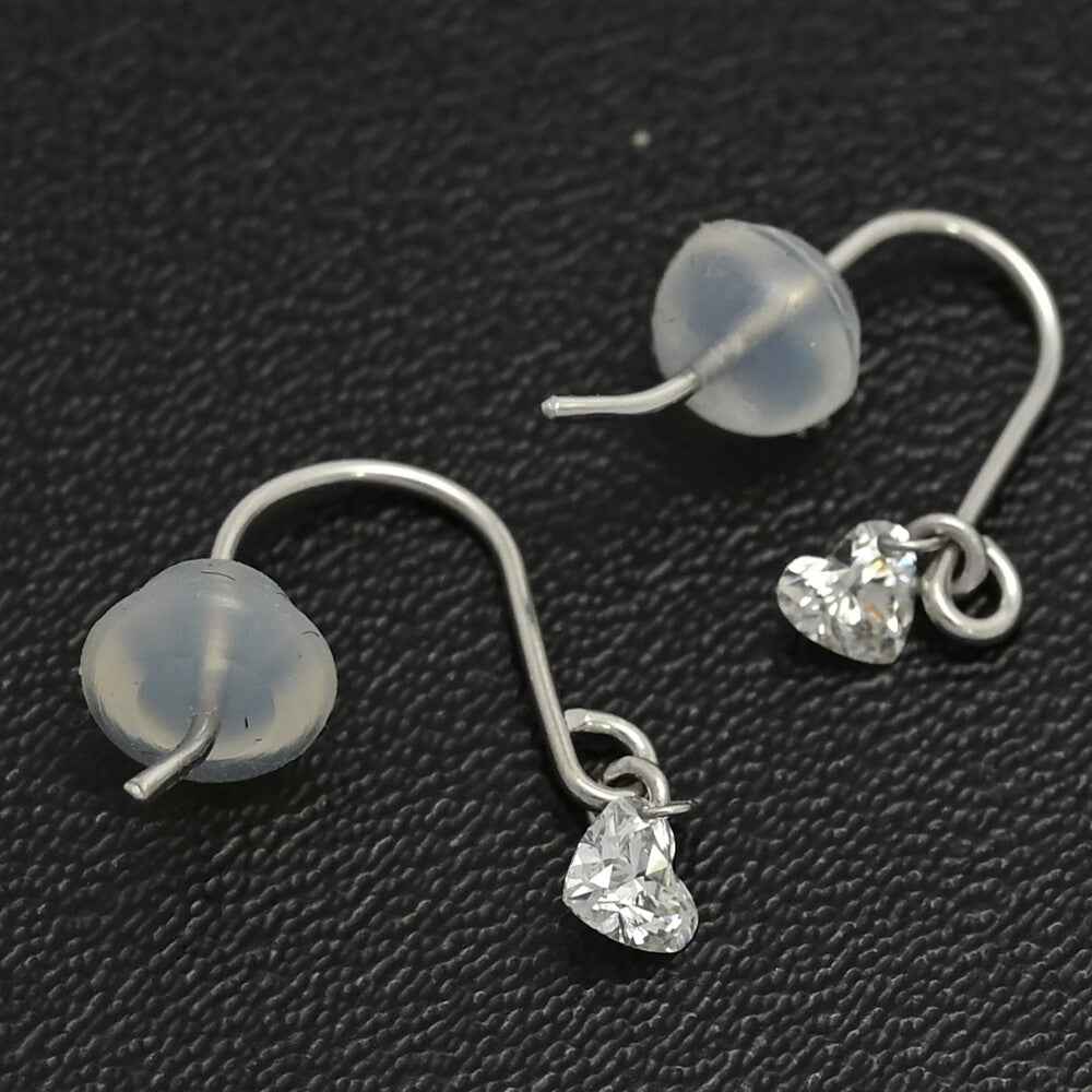 ダイヤモンド ピアス