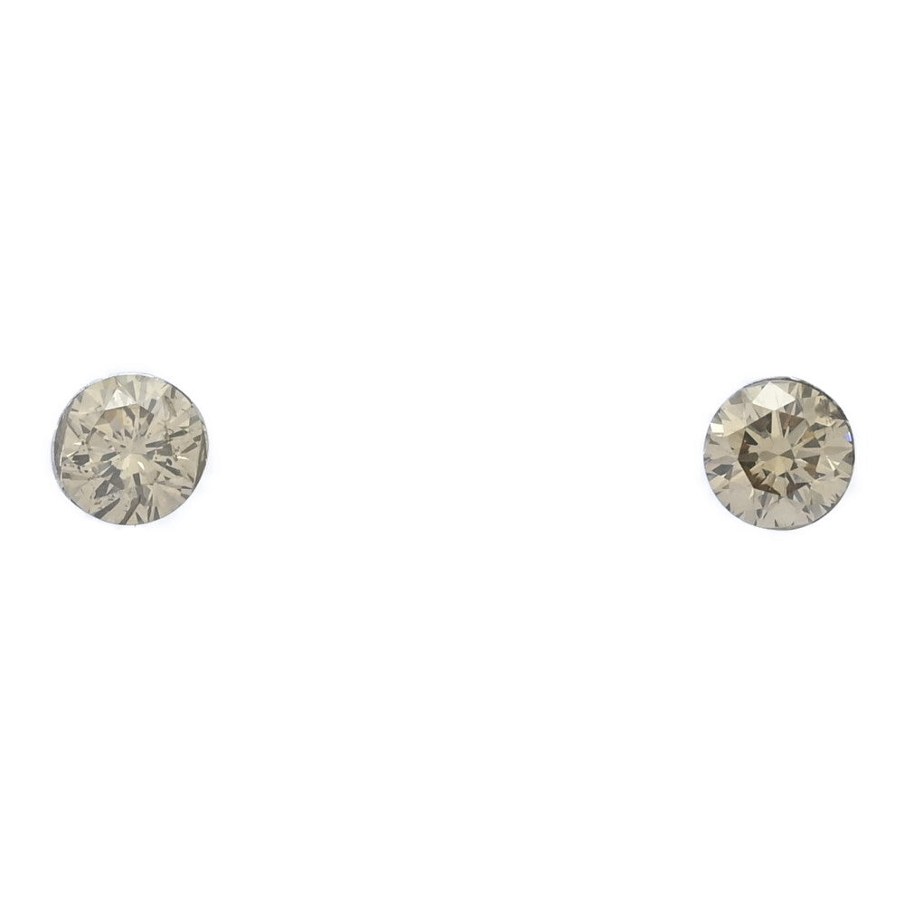 ダイヤモンド ピアス