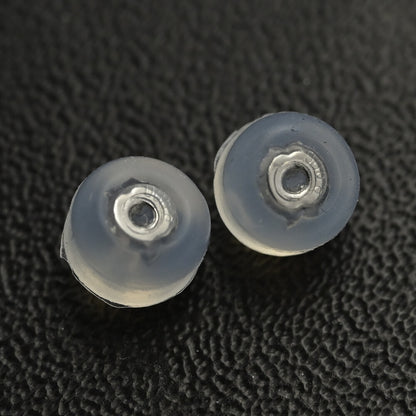 ダイヤモンド ピアス