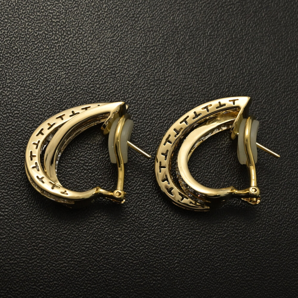 ダイヤモンド ピアス