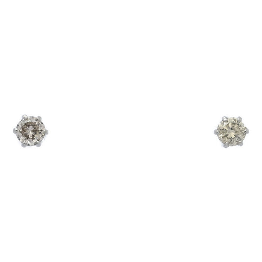 ダイヤモンド ピアス