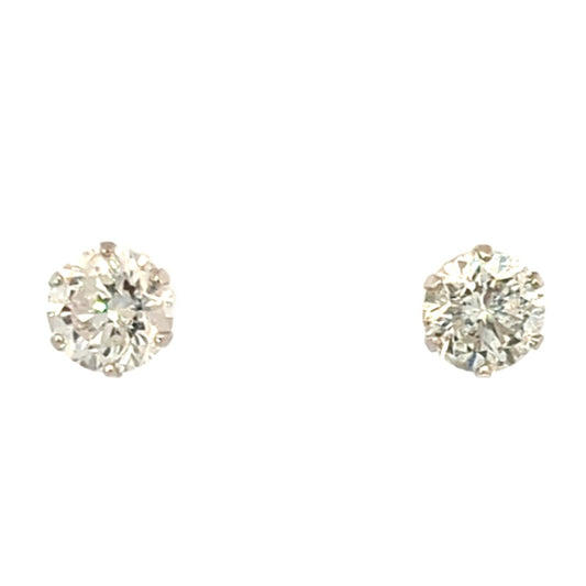 ダイヤモンド ピアス