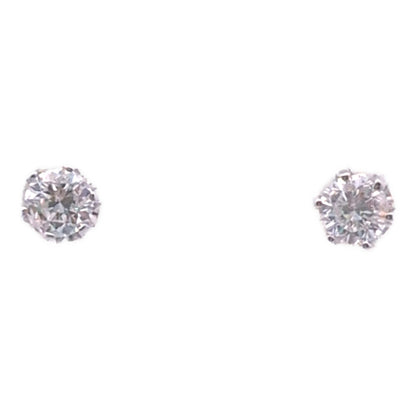 ダイヤモンド ピアス