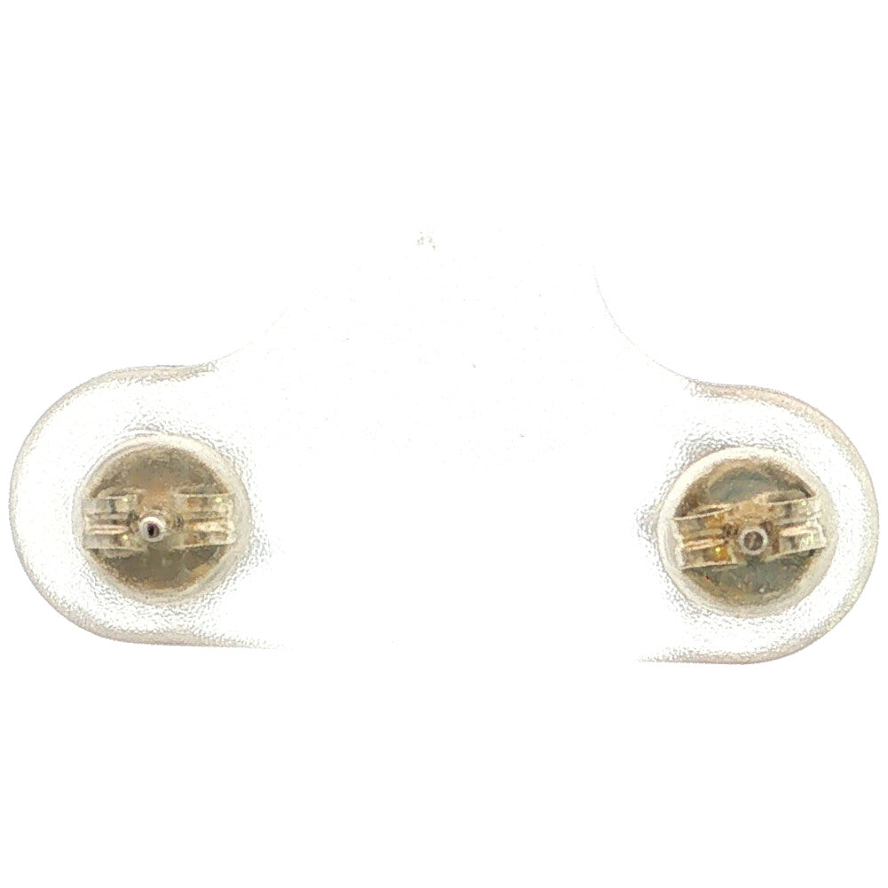 ダイヤモンド ピアス