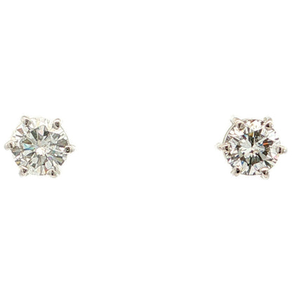ダイヤモンド ピアス
