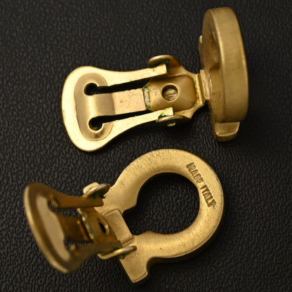 サルヴァトーレフェラガモ イヤリング