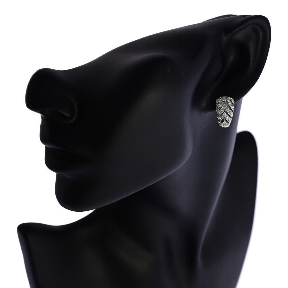 ダイヤモンド ピアス