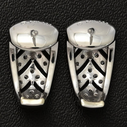 ダイヤモンド ピアス