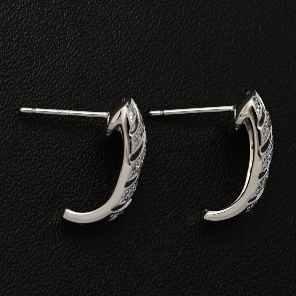 ダイヤモンド ピアス