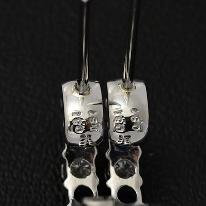 サファイア ピアス