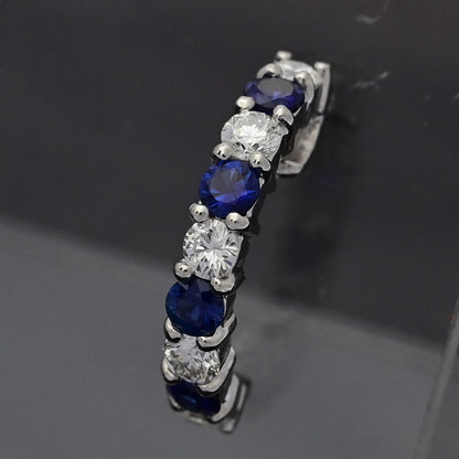 サファイア ピアス