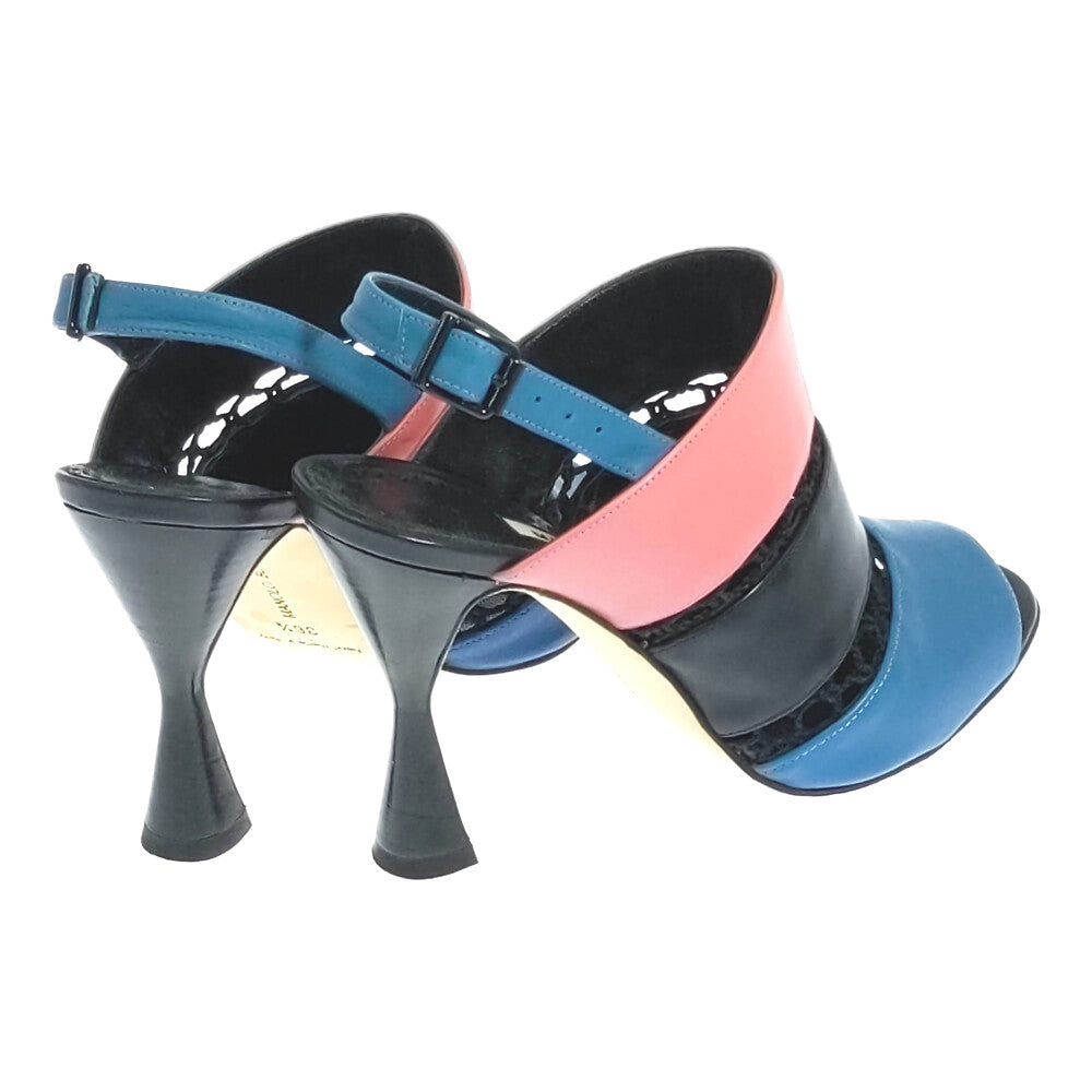 マノロブラニク 靴