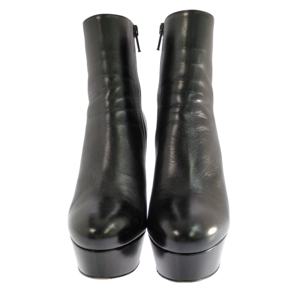 クリスチャンルブタン 靴