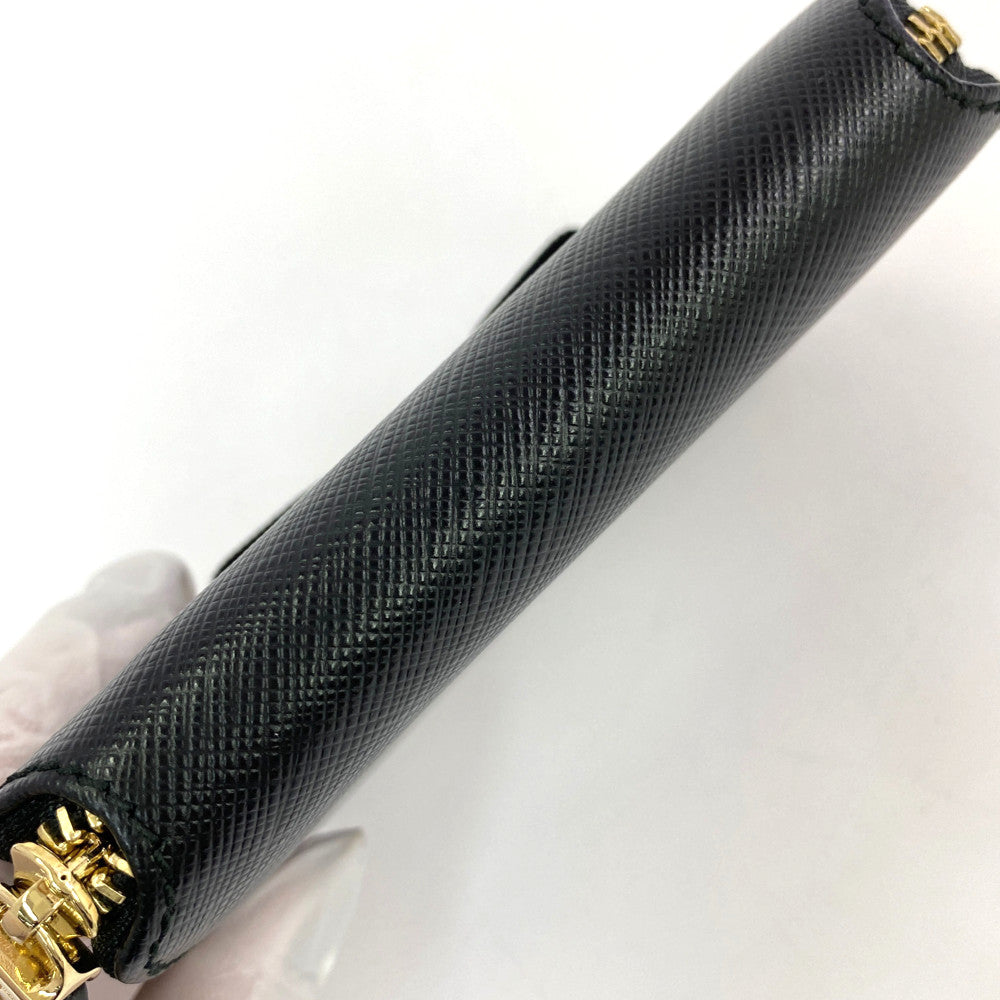 サルヴァトーレフェラガモ 財布
