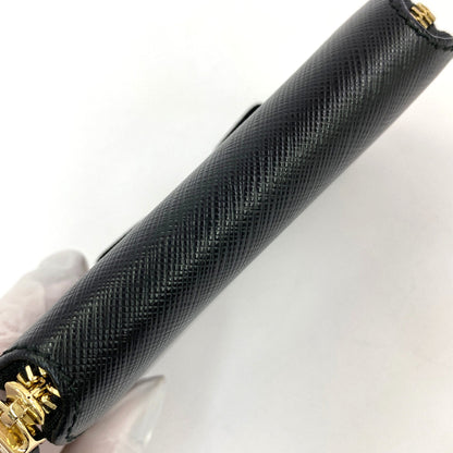 サルヴァトーレフェラガモ 財布