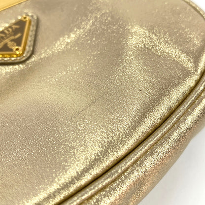 プラダ 財布