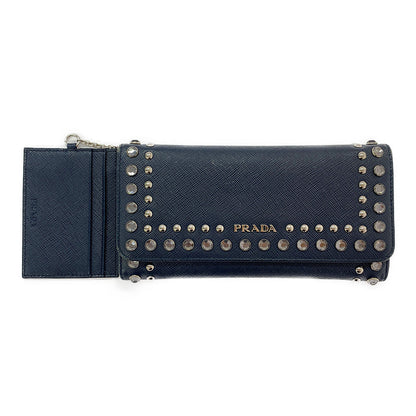 プラダ 財布