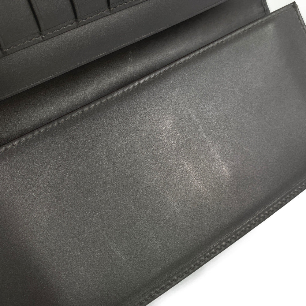 サルヴァトーレフェラガモ 財布
