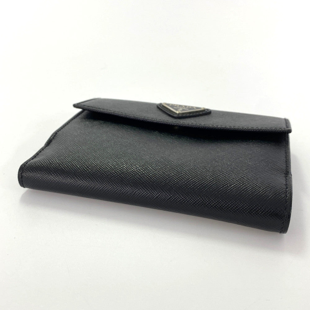 プラダ 財布
