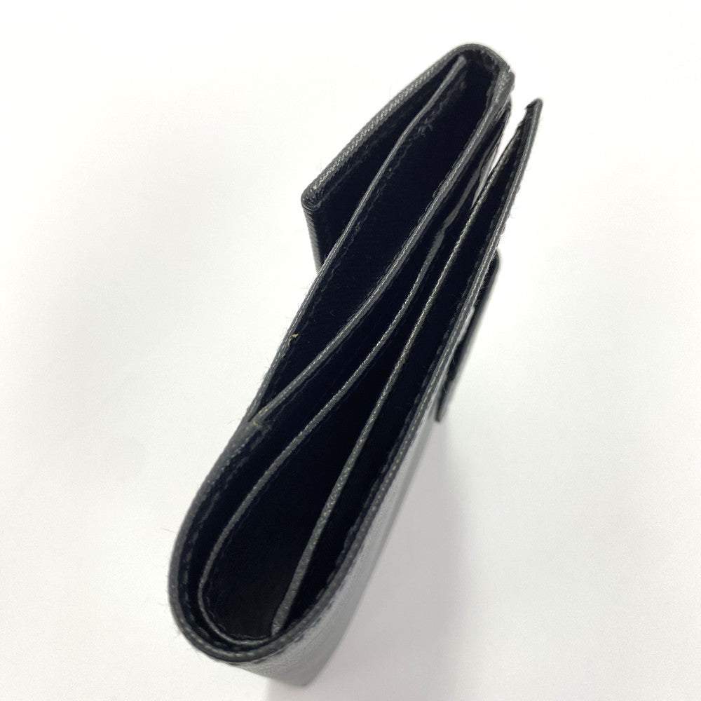 プラダ 財布